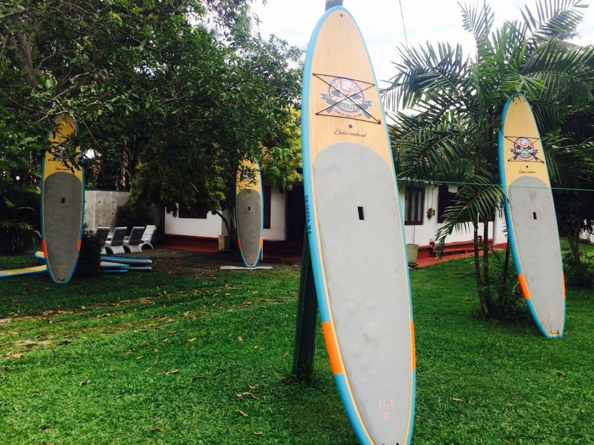 Circus Lagoon Hideaway Dodanduwa Exterior foto